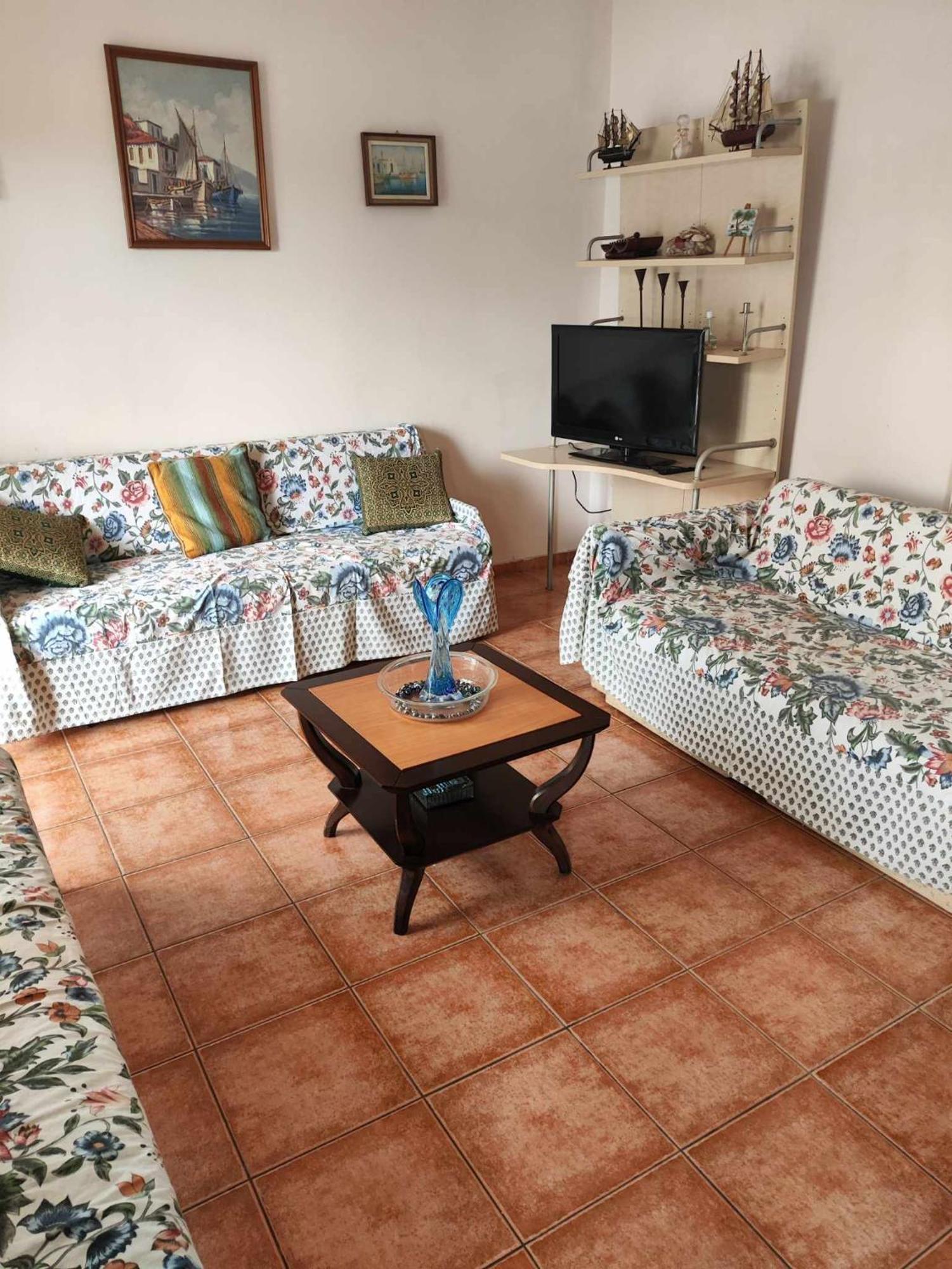 Cozy & Rustic Apartment สปาตา ภายนอก รูปภาพ